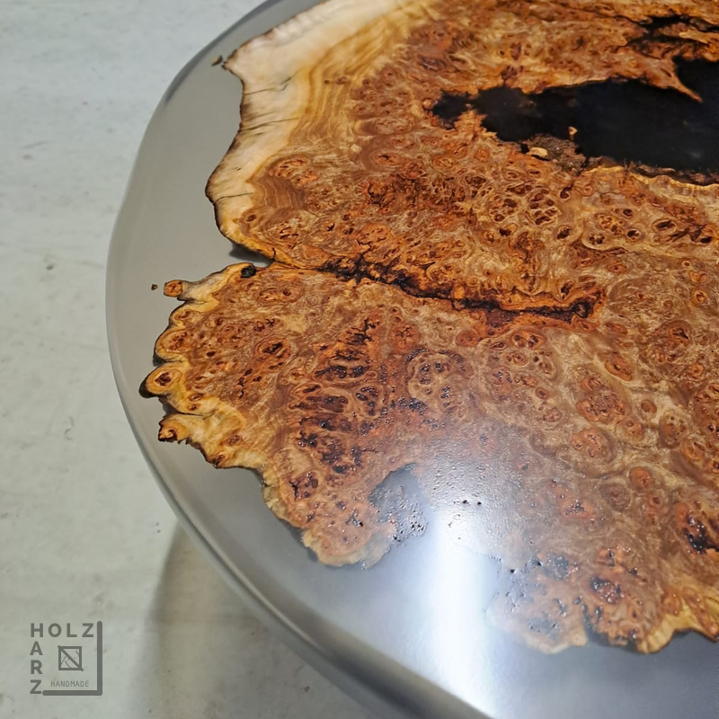 Epoxidharztisch Couchtisch Maserpappel River Table - handgefertigt in Graz I Holz & Harz 5