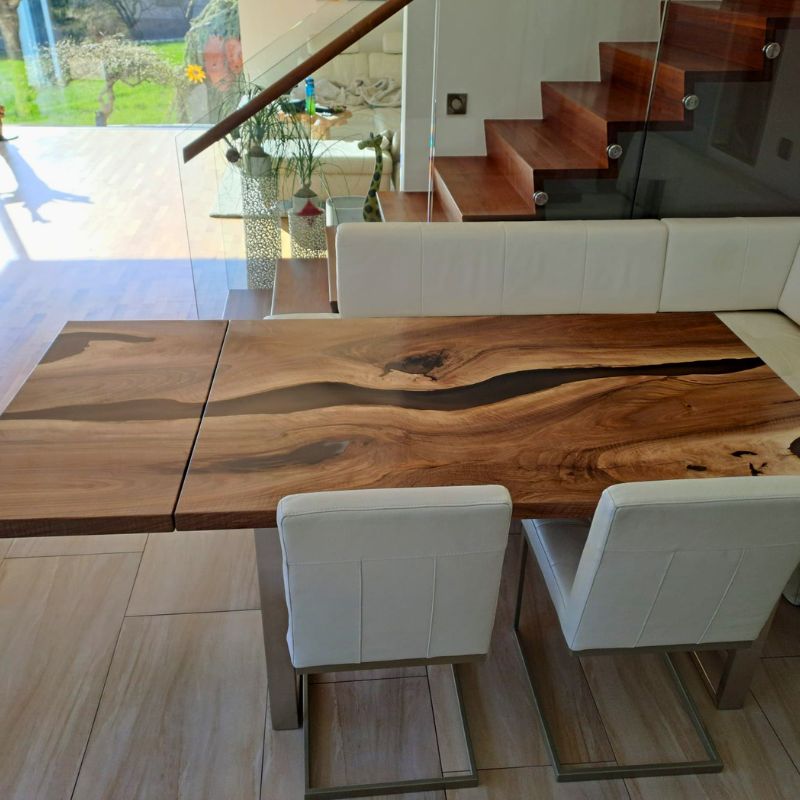 Epoxidharztisch Walnuss River Table -handgefertigt in Graz I Holz & Harz 3