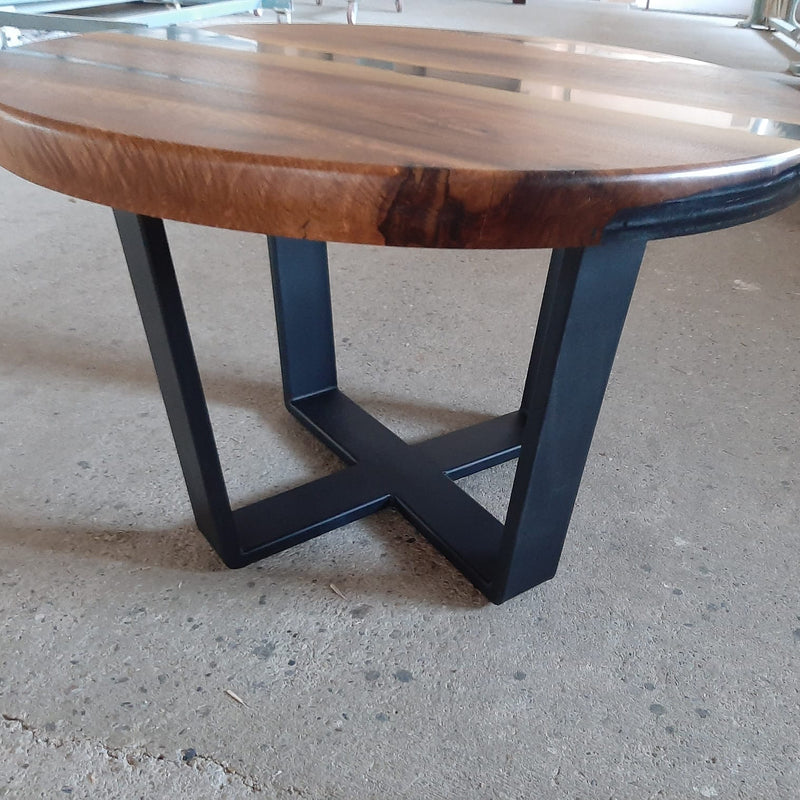 Epoxidharztisch Couchtisch River Table - handgefertigt in Graz I Holz & Harz 2