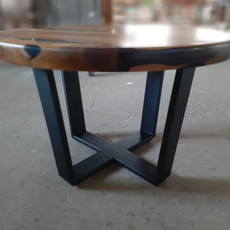 Epoxidharztisch Couchtisch River Table - handgefertigt in Graz I Holz & Harz 5