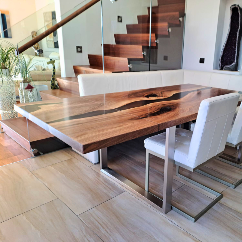 Epoxidharztisch Walnuss River Table -handgefertigt in Graz I Holz & Harz 1