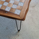 Epoxidharztisch Couchtisch  Schachbrettdesign River Table - handgefertigt in Graz I Holz &  Harz 2