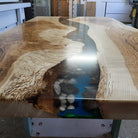 Epoxidharztisch Esche River Table- handgefertigt in Graz I Holz & Harz 1