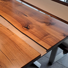 Epoxidharztisch Nuss mit Fliesen River Table - handgefertigt in Graz I Holz & Harz 2