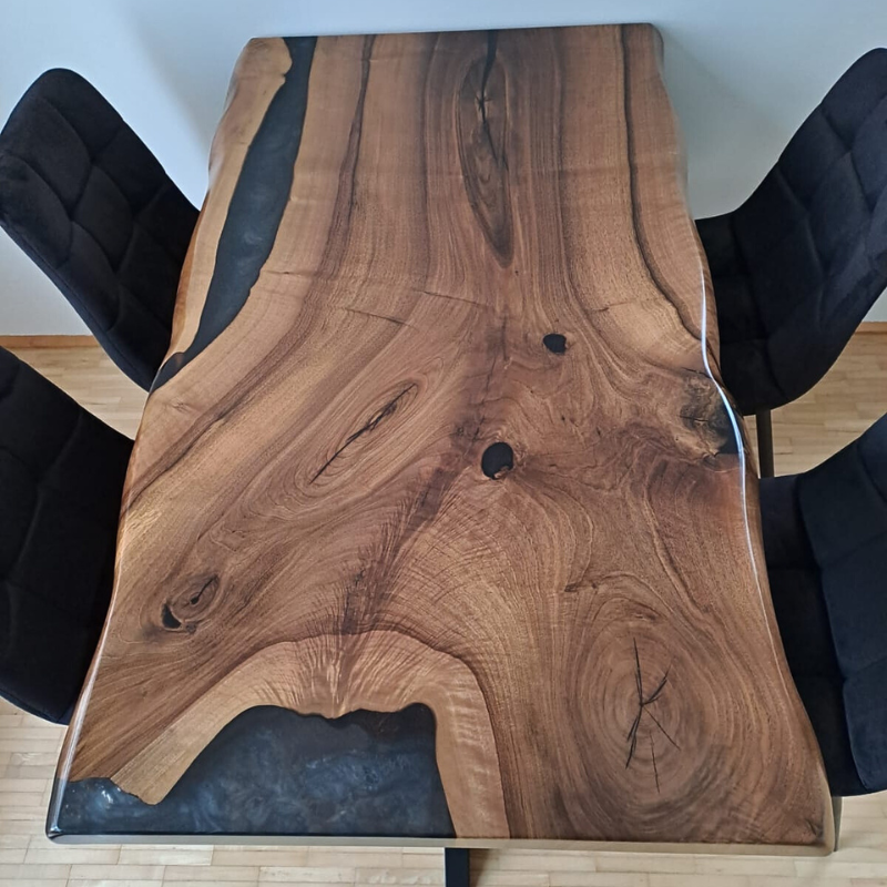 Epoxidharztisch Walnuss Gabel  River Table - handgefertigt in Graz I Holz & Harz 1