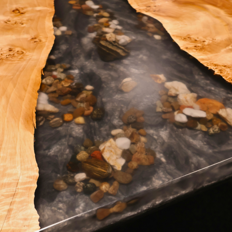 Epoxidharztisch Maserpappel River Table - handgefertigt in Graz I Holz & Harz 1