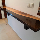 Epoxidharzboard Walnuss Sideboard - handgefertigt in Graz I Holz &  Harz 1