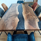Epoxidharztisch Nuss River Table -handgefertigt in Graz I Holz & Harz 2